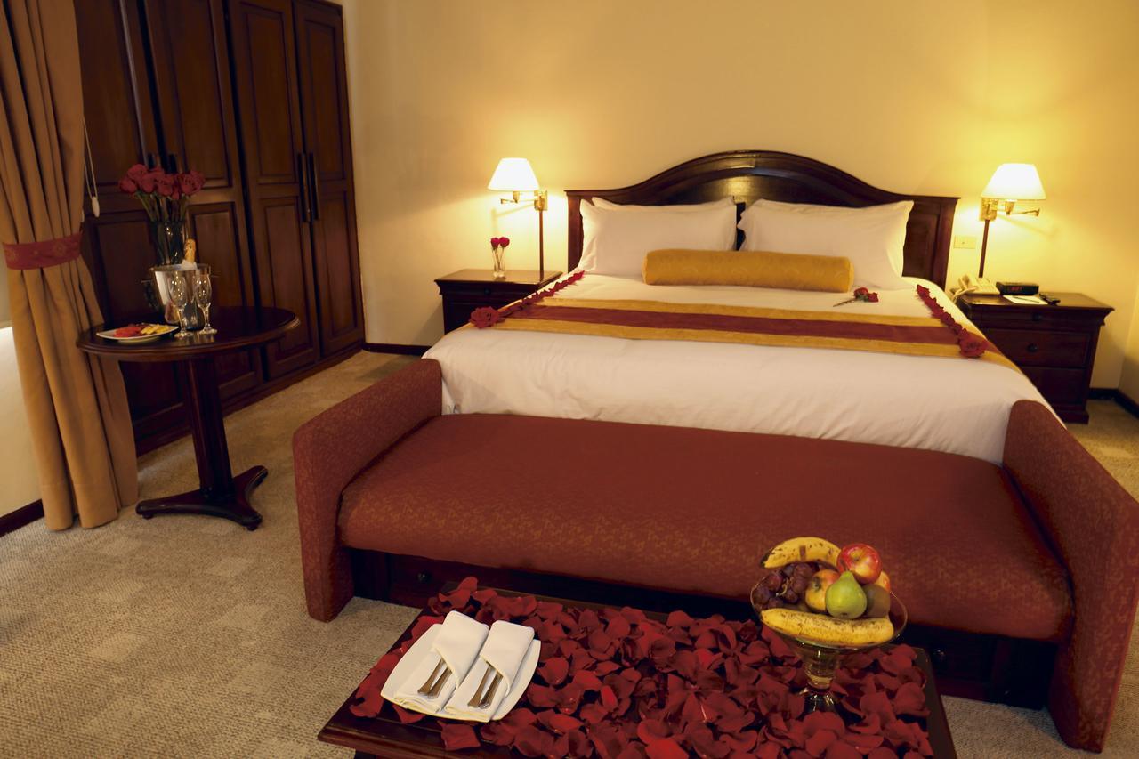 Socialtel Quito Hotel Bagian luar foto