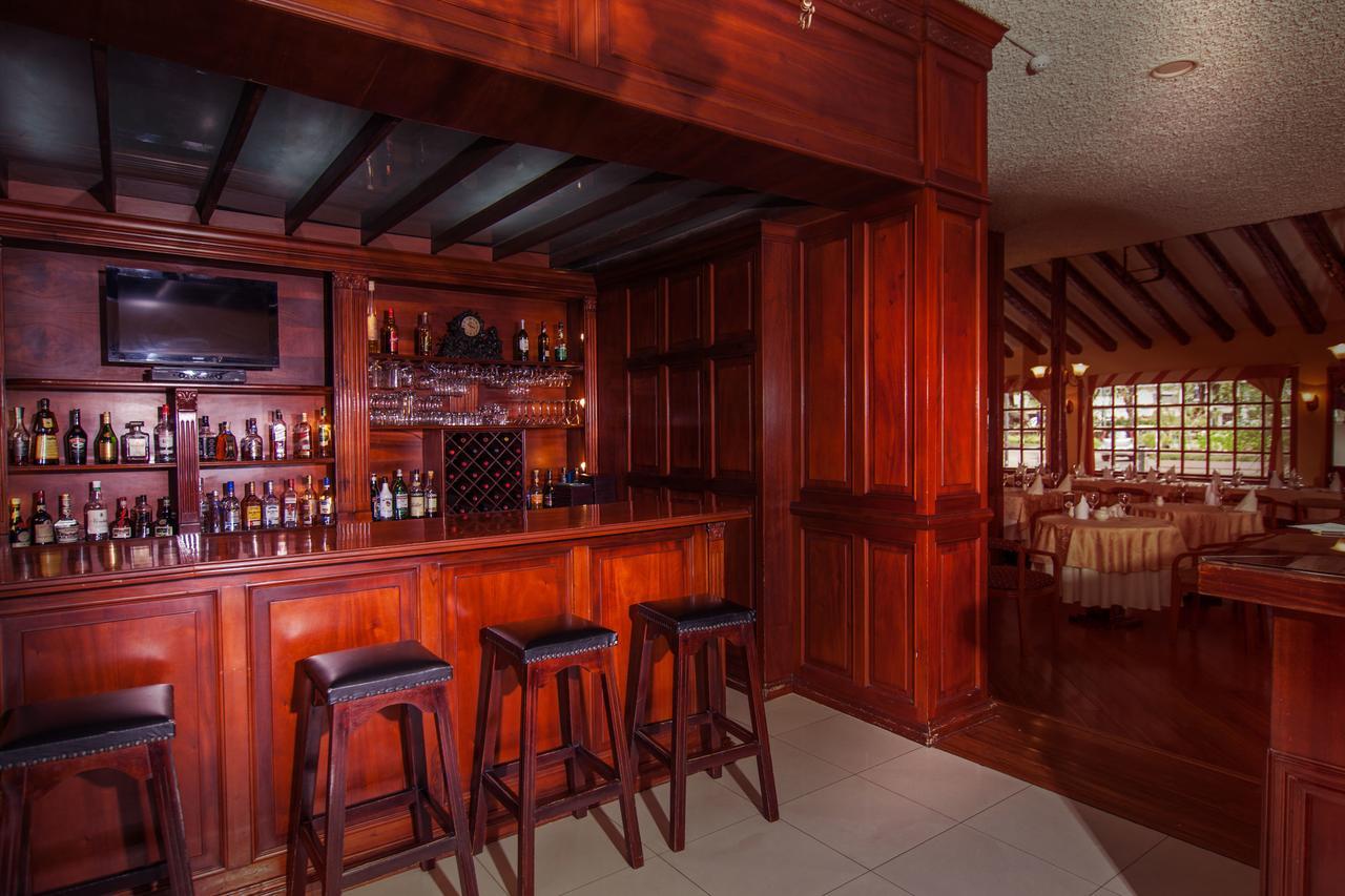 Socialtel Quito Hotel Bagian luar foto