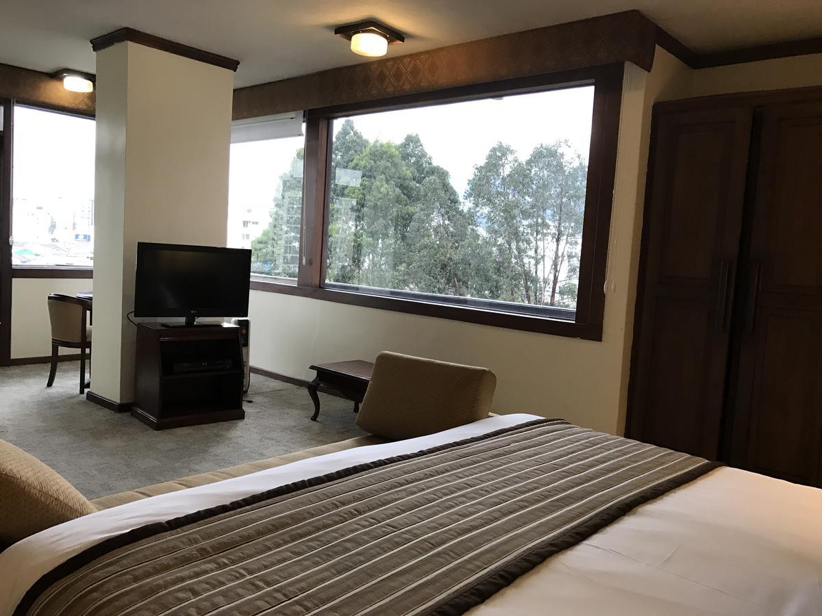 Socialtel Quito Hotel Bagian luar foto