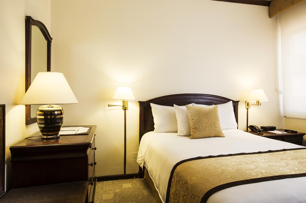 Socialtel Quito Hotel Bagian luar foto
